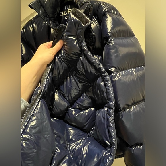 ** sold** Aritzia superpuff size medium - Picture 4 of 6